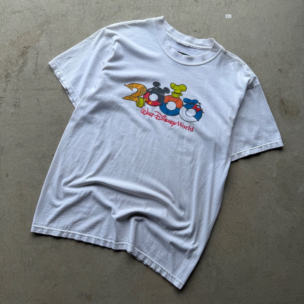 2000s Mens Walt Disney World 2006 Character Graphic T-Shirt White Medium
